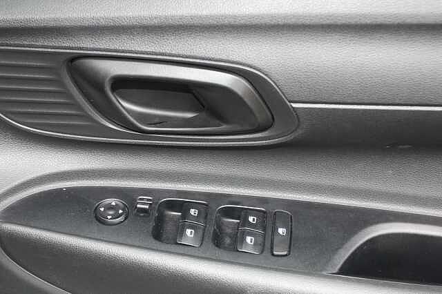 Hyundai I20 1.0T GDi 90 Black Line 5dr Grey