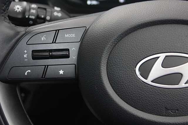 Hyundai BAYON 1.0 TGDi [90] Tech Line 5dr DCT Black