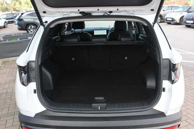Hyundai TUCSON 1.6T Hybrid Premium 5dr Auto White