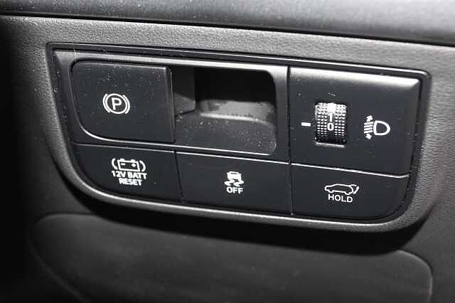 Hyundai TUCSON 1.6T Hybrid Premium 5dr Auto White