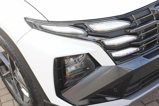 Hyundai TUCSON 1.6T Hybrid Premium 5dr Auto White
