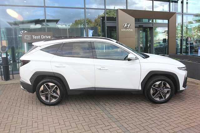 Hyundai TUCSON 1.6T Hybrid Premium 5dr Auto White