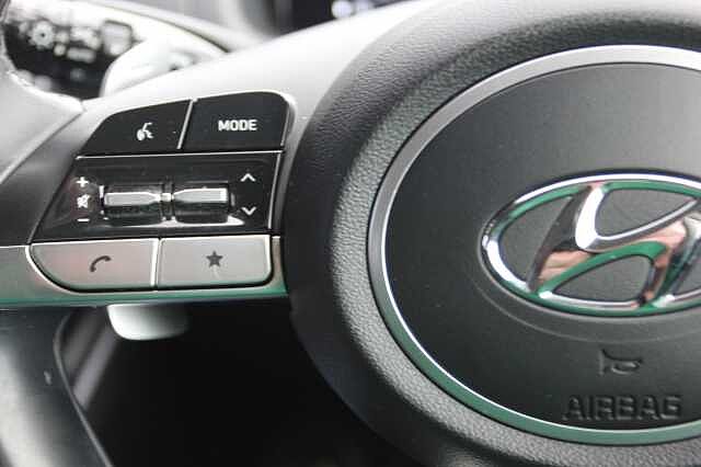 Hyundai TUCSON 1.6 TGDi Hybrid 230 Premium 5dr 2WD Auto Black