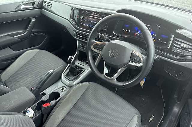 Volkswagen Polo 1.0 Life 5dr