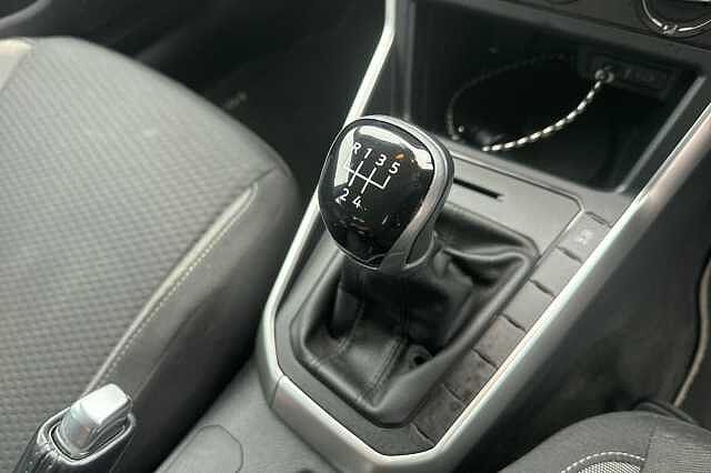Volkswagen Polo 1.0 Life 5dr