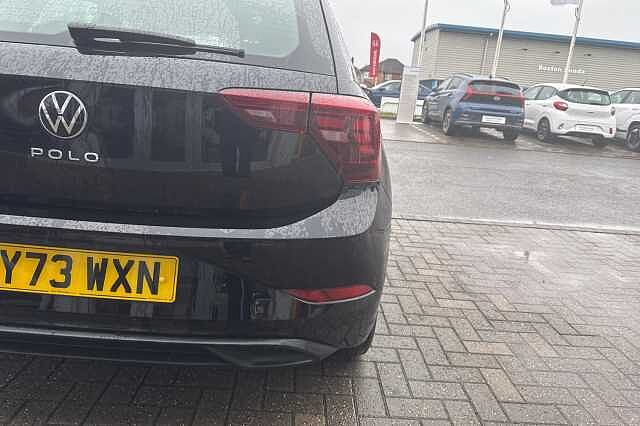 Volkswagen Polo 1.0 Life 5dr