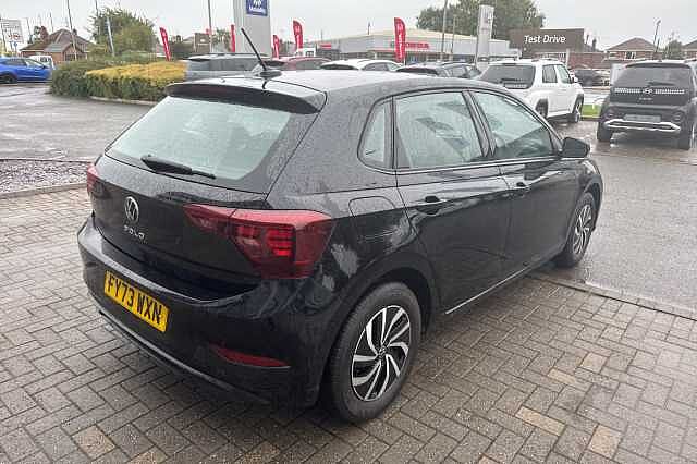 Volkswagen Polo 1.0 Life 5dr