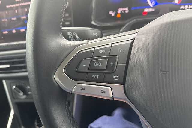 Volkswagen Polo 1.0 Life 5dr