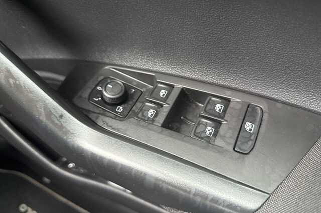 Volkswagen Polo 1.0 Life 5dr