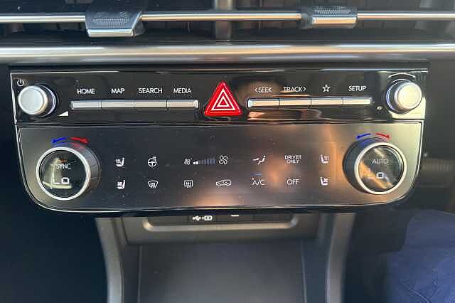 Hyundai TUCSON 1.6T Hybrid Ultimate 5dr Auto Shimmering Silver