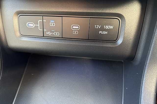 Hyundai TUCSON 1.6T Hybrid Ultimate 5dr Auto Shimmering Silver