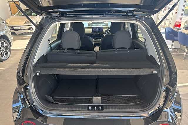 Hyundai INSTER 85kW 02 49kWh 5dr Auto Black