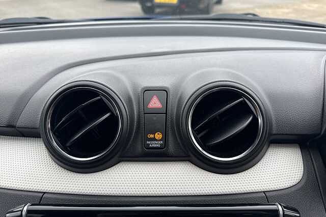 Suzuki Swift 1.2 Dualjet 83 12V Hybrid SZ-L 5dr