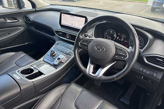 Hyundai SANTA FE 1.6 TGDi Plug-in Hybrid Premium 5dr 4WD Auto Black