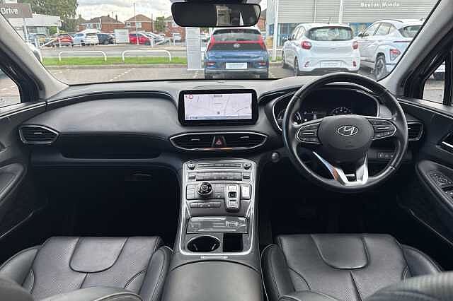 Hyundai SANTA FE 1.6 TGDi Plug-in Hybrid Premium 5dr 4WD Auto Black