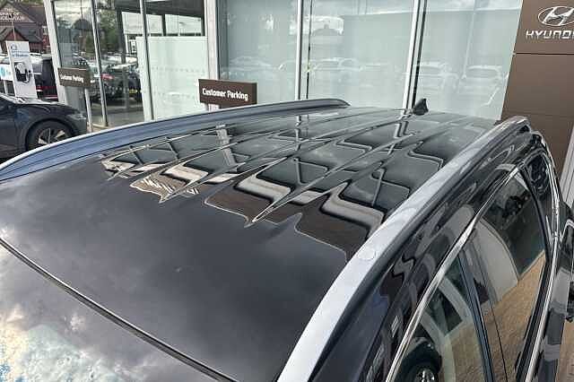 Hyundai SANTA FE 1.6 TGDi Plug-in Hybrid Premium 5dr 4WD Auto Black