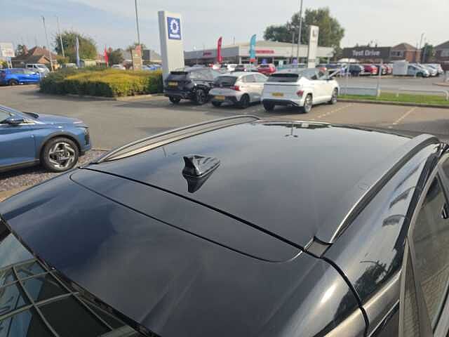 Hyundai KONA 1.0 TGDi 48V MHEV SE Connect 5dr Black