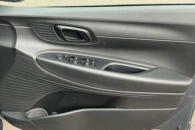 Hyundai i20 1.0T GDi Advance 5dr DCT
