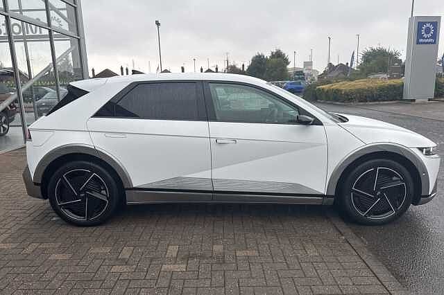 Hyundai IONIQ 5 239kW Ultimate 84 kWh 5dr AWD Auto White