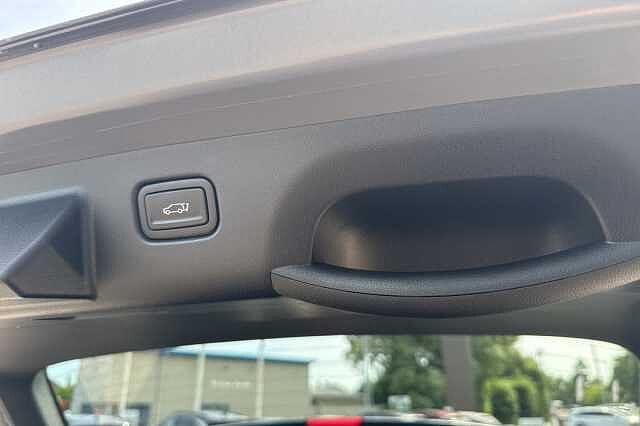 Hyundai KONA 1.6 GDi Hybrid Ultimate 5dr DCT