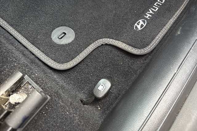 Hyundai KONA 1.6 GDi Hybrid Ultimate 5dr DCT