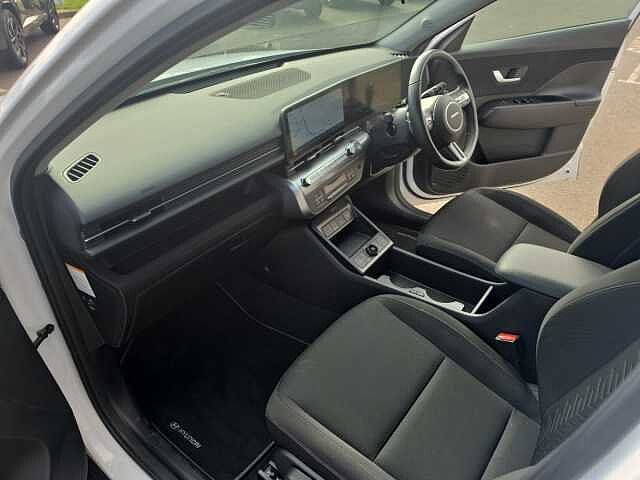 Hyundai KONA 1.6 GDi Hybrid Advance 5dr DCT White