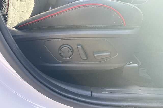 Hyundai TUCSON 1.6T Plug-in Hybrid N Line S 5dr Auto Ecotronic Grey