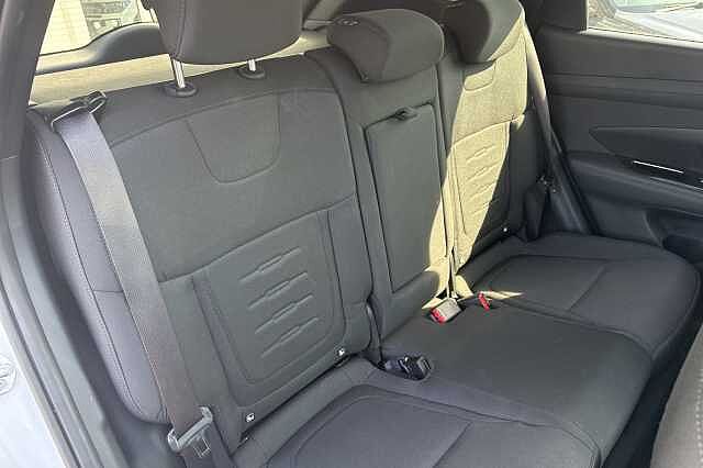 Hyundai TUCSON 1.6T 150 Advance 5dr White