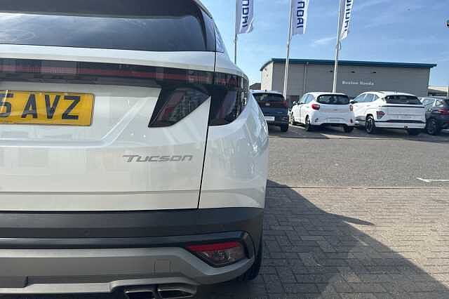 Hyundai TUCSON 1.6T 150 Advance 5dr White