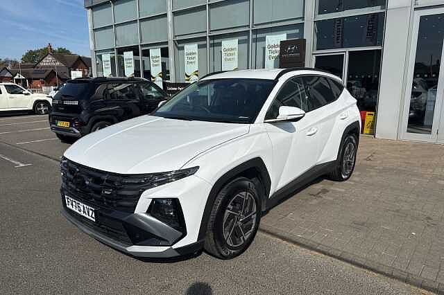 Hyundai TUCSON 1.6T 150 Advance 5dr White