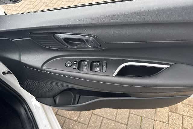 Hyundai i20 1.0T GDi Premium 5dr DCT