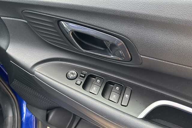 Hyundai BAYON 1.0 TGDi 48V MHEV Premium 5dr