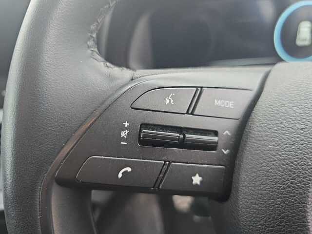 Hyundai BAYON 1.0 TGDi Premium 5dr Red