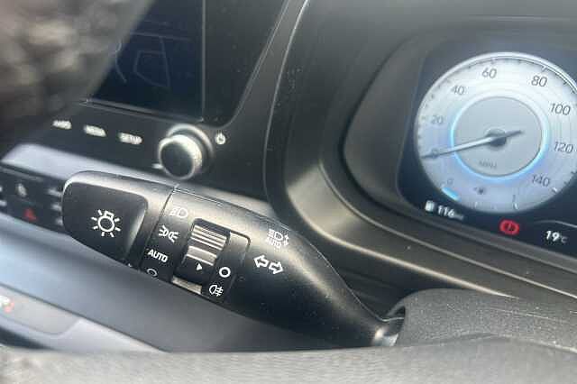 Hyundai i20 1.0T GDi 90 Tech Line 5dr DCT