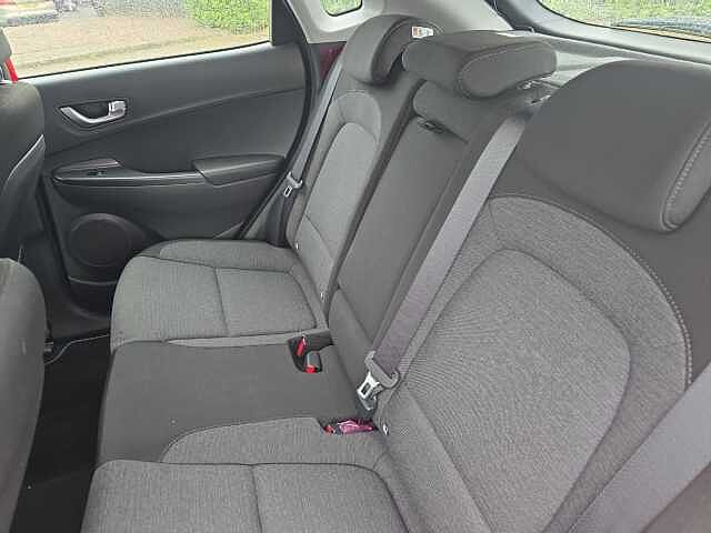Hyundai KONA 100kW SE Connect 39kWh 5dr Auto