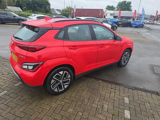 Hyundai KONA 100kW SE Connect 39kWh 5dr Auto