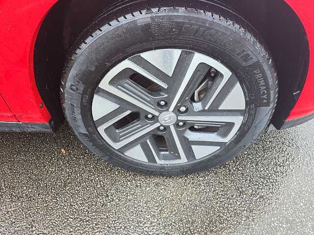 Hyundai KONA 100kW SE Connect 39kWh 5dr Auto