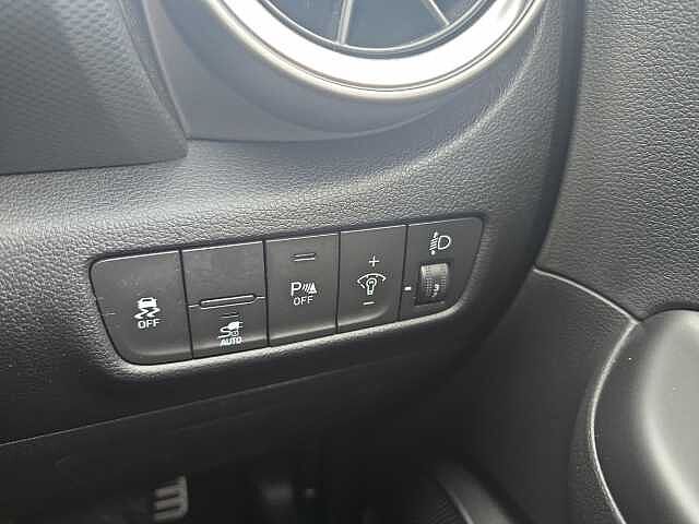 Hyundai KONA 100kW SE Connect 39kWh 5dr Auto