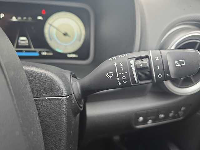 Hyundai KONA 100kW SE Connect 39kWh 5dr Auto