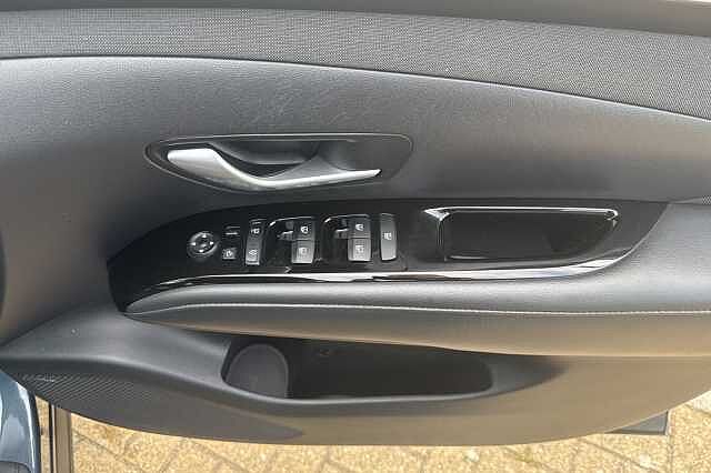 Hyundai TUCSON 1.6 TGDi 48V MHD Premium 5dr 2WD DCT