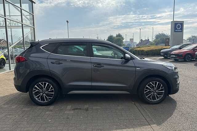 Hyundai TUCSON 2.0 CRDi 48V MHD Premium 5dr 4WD DCT