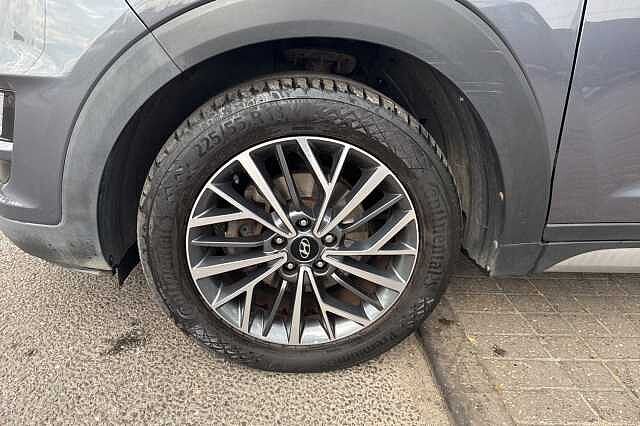 Hyundai TUCSON 2.0 CRDi 48V MHD Premium 5dr 4WD DCT
