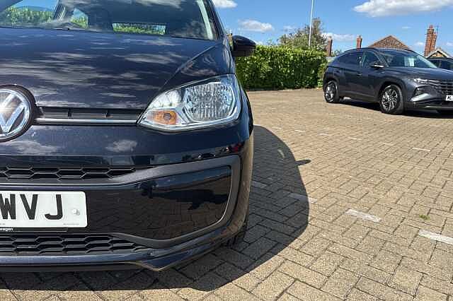 Volkswagen up! Special Eds 1.0 Move Up Tech Edition 5dr [Start Stop]