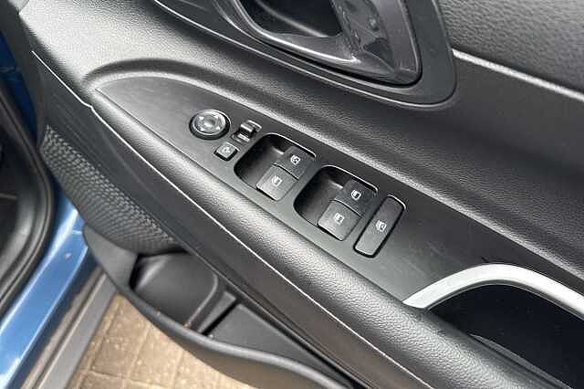 Hyundai BAYON 1.0 TGDi Premium 5dr Blue