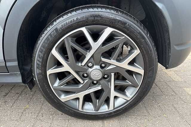Hyundai KONA 1.6 GDi Hybrid Premium 5dr DCT Shadow Grey