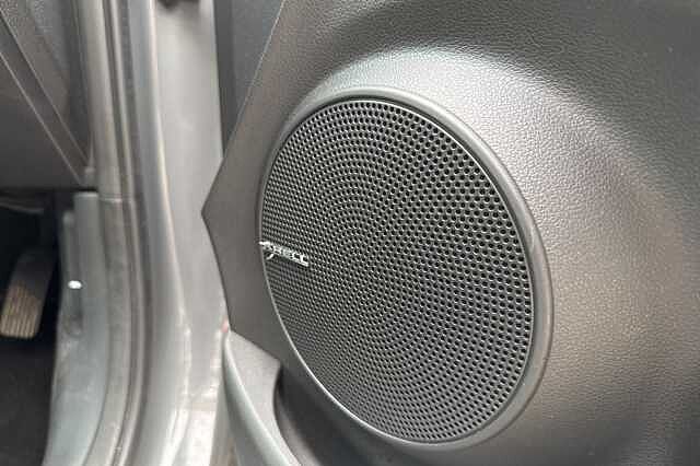 Hyundai KONA 1.6 GDi Hybrid Premium 5dr DCT Shadow Grey