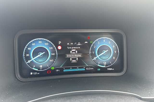 Hyundai KONA 1.6 GDi Hybrid Premium 5dr DCT Shadow Grey