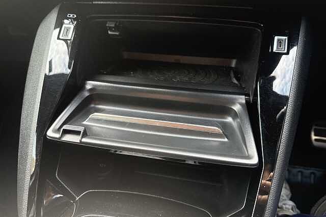 Peugeot E-2008 115kW GT 54kWh 5dr Auto