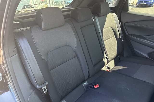 Nissan Qashqai 1.3 DiG-T MH N-Connecta 5dr