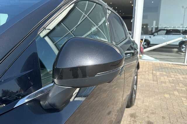 Nissan Qashqai 1.3 DiG-T MH N-Connecta 5dr
